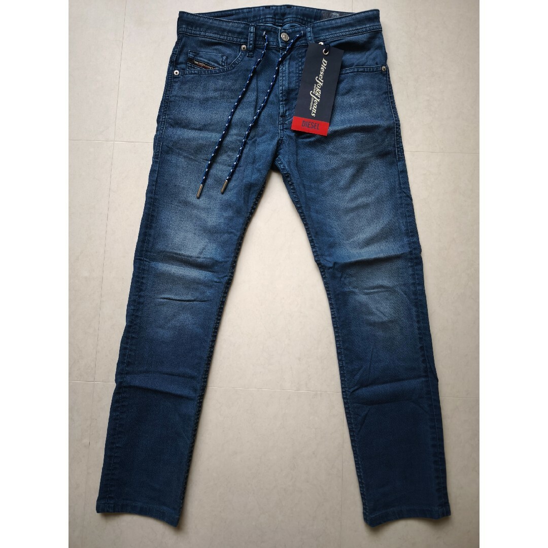 DIESEL】2030 D-Krooley ジョグジーンズ｜メンズ テーパード