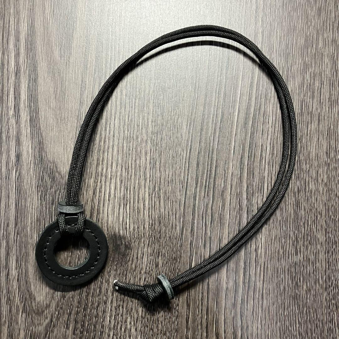 本革 メガネホルダー 首掛け ネックレス サングラス 眼鏡 ストラップ 牛革 ハンドメイドのファッション小物(その他)の商品写真