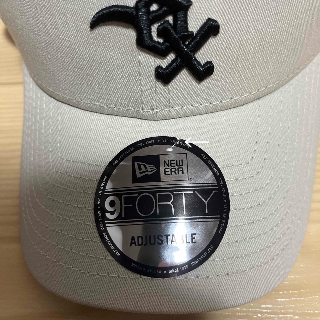 NEW ERA(ニューエラ)の訳あり品　ニューエラ　NEW ERA Sox ホワイトソックス　ベージュ メンズの帽子(キャップ)の商品写真