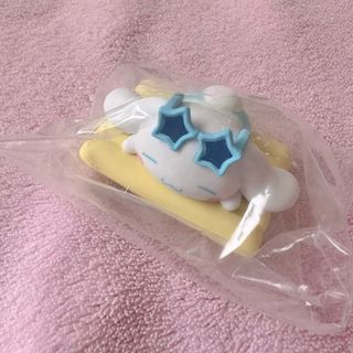サンリオ(サンリオ)の《チャーム付き》 1つ490円 サンリオ みんなでプール シナモロール(キャラクターグッズ)