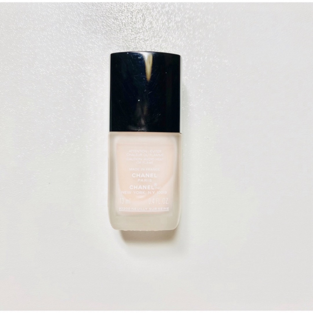 CHANEL ベースコート&ネイルオイル& HERMES ネイル74 ラ バーズ オングル ベースコート（マニキュア/ジェルネイル