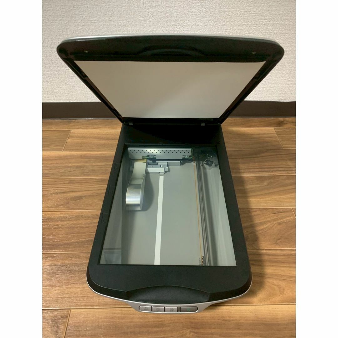 EPSON　カラリオ　スキャナ　GT-X750　エプソン スマホ/家電/カメラのPC/タブレット(PC周辺機器)の商品写真