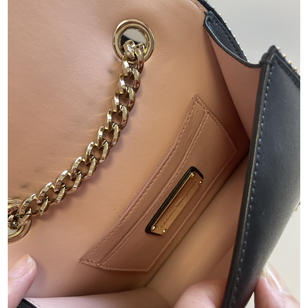 Salvatore Ferragamo - フェラガモミニショルダーバッグの通販