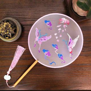 うちわ　両面刺繡　上品　透け感　団扇　和装浴衣　花火大会　写真撮影　ピンク　蝶々(和装小物)