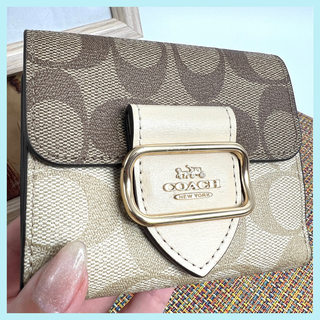 コーチ(COACH)の✨極美品✨COACH コーチ スモール　モーガン　ウォレット　シグネチャー(財布)