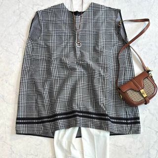 美品♪ザリラクス ノースリーブブラウス 千鳥柄 グレー 36 rh9