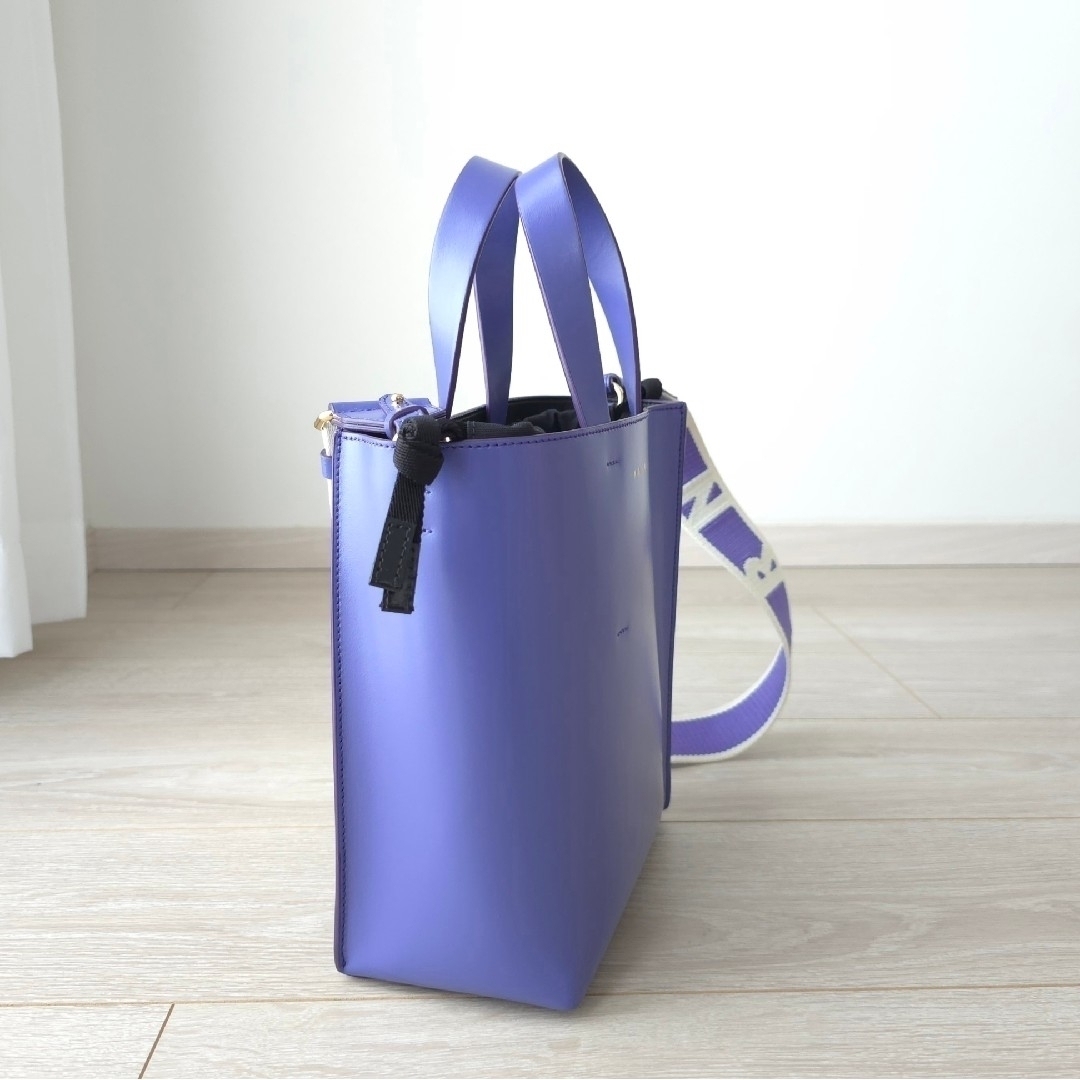 MARNI マルニ ショッピングバッグ トートバッグ 鞄 (MARNI