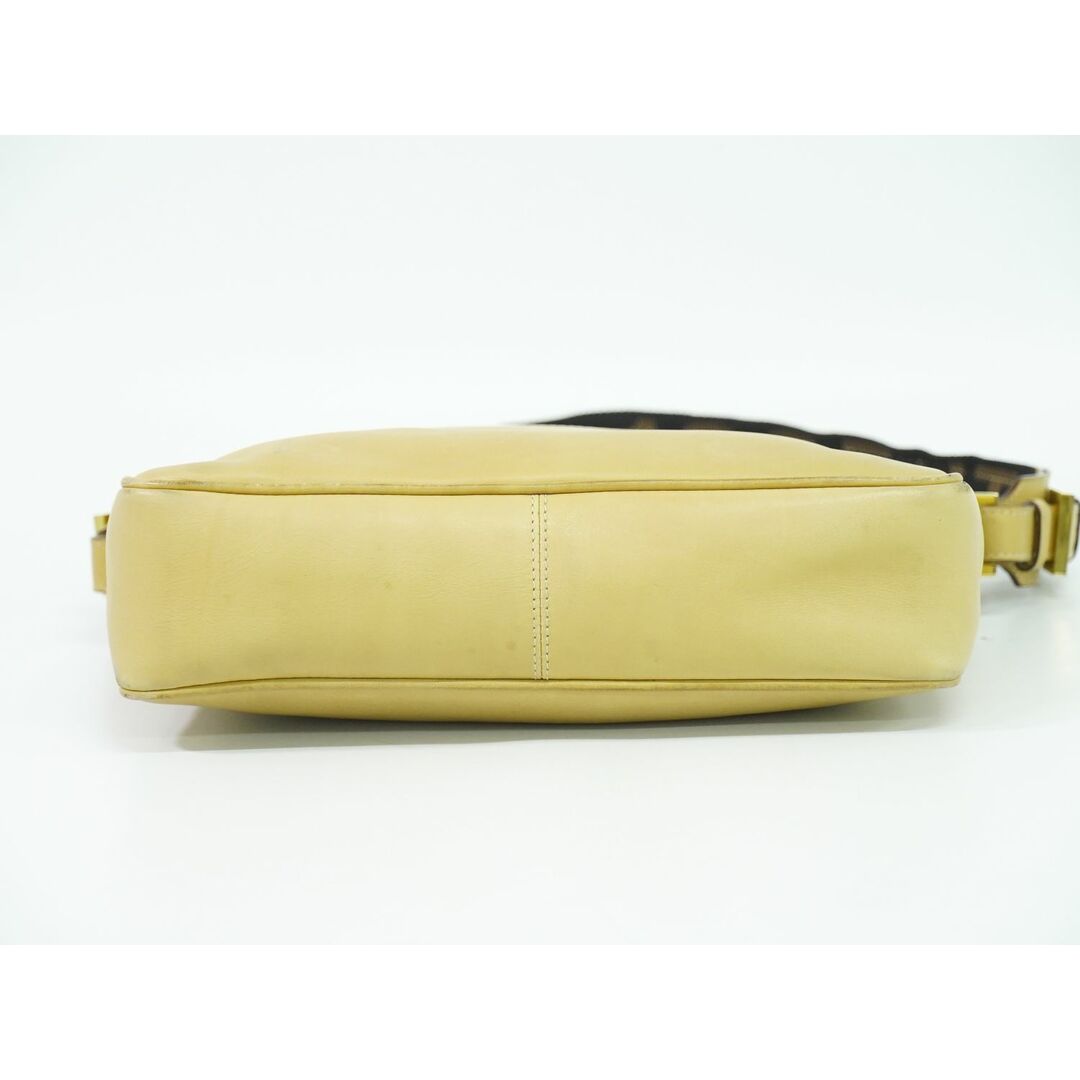 FENDI - 本物 フェンディ FENDI レザー ショルダーバッグ