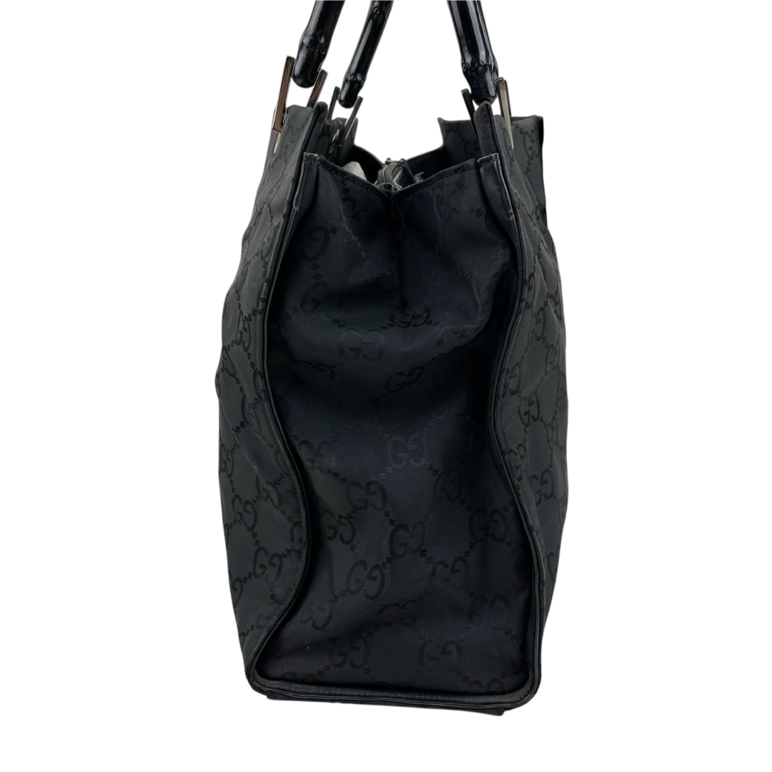 GUCCI(グッチ)の✨美品　GUCCI グッチ　ハンドバッグ　バンブー　GGナイロン　0021010 レディースのバッグ(ハンドバッグ)の商品写真