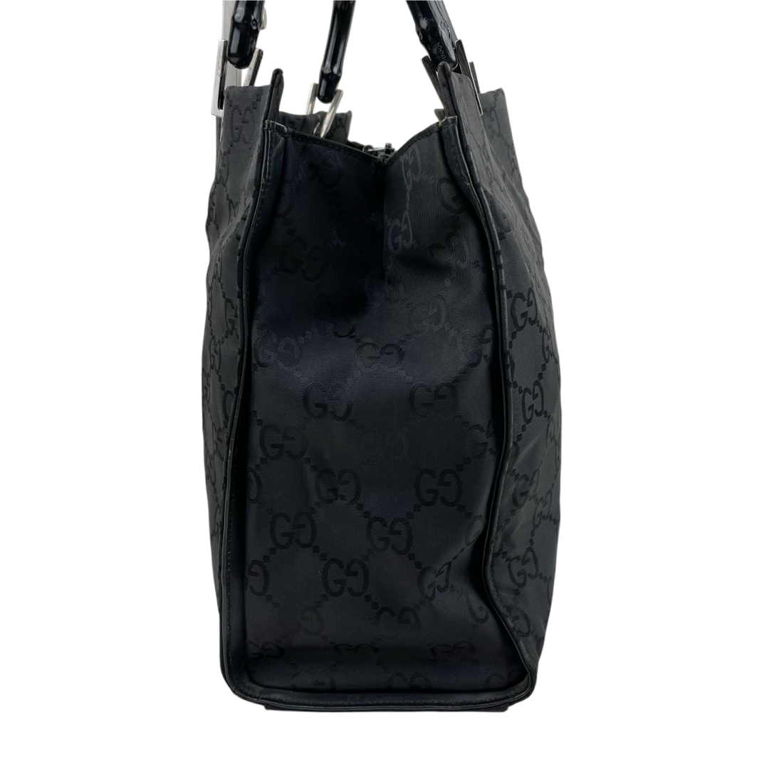 GUCCI(グッチ)の✨美品　GUCCI グッチ　ハンドバッグ　バンブー　GGナイロン　0021010 レディースのバッグ(ハンドバッグ)の商品写真