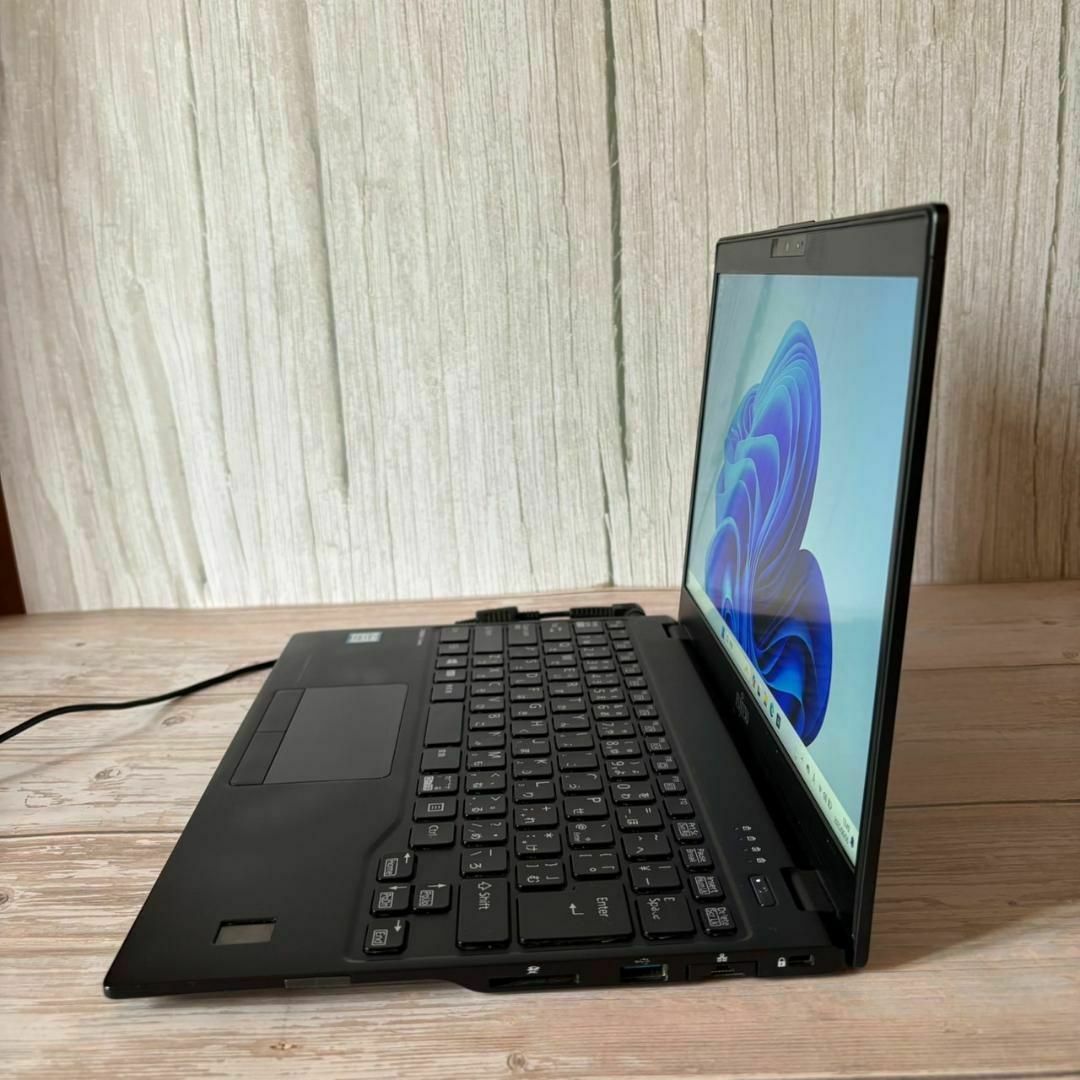 ✨初心者向け国産PC✨】富士通⭐i5⭐SSD256G⭐8G⭐オフィス