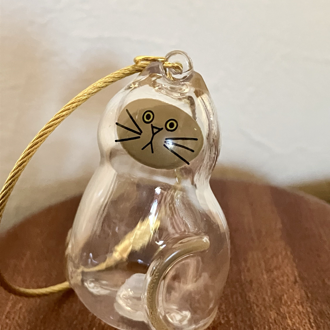 猫毛玉入れキーホルダー　シャム　③  うちの子のけだまだま風 エンタメ/ホビーのおもちゃ/ぬいぐるみ(その他)の商品写真
