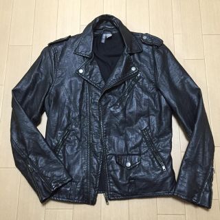 エイチアンドエム(H&M)のＨ＆Ｍのライダースジャケットです！コウジ様専用(ライダースジャケット)