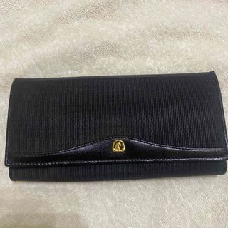 美品ホースヘヤ二つ折り長財布(財布)