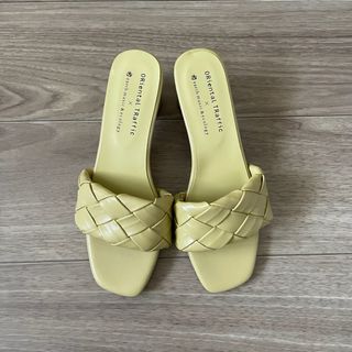 オリトラ　サンダル