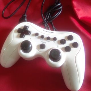 エレコム ELECOM USBゲームパッド JC-U2912FWH #コトッロ(PC周辺機器)