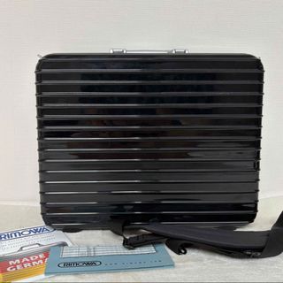 美品・付属品付き　RIMOWA LIMBO アタッシュケース　ショルダー付き　黒