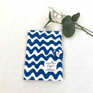 なみなみブルー　お薬手帳カバー　ハンドメイド