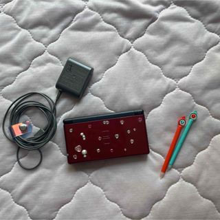 ニンテンドーDS Lite 赤 本体 タッチペン　充電器　付き