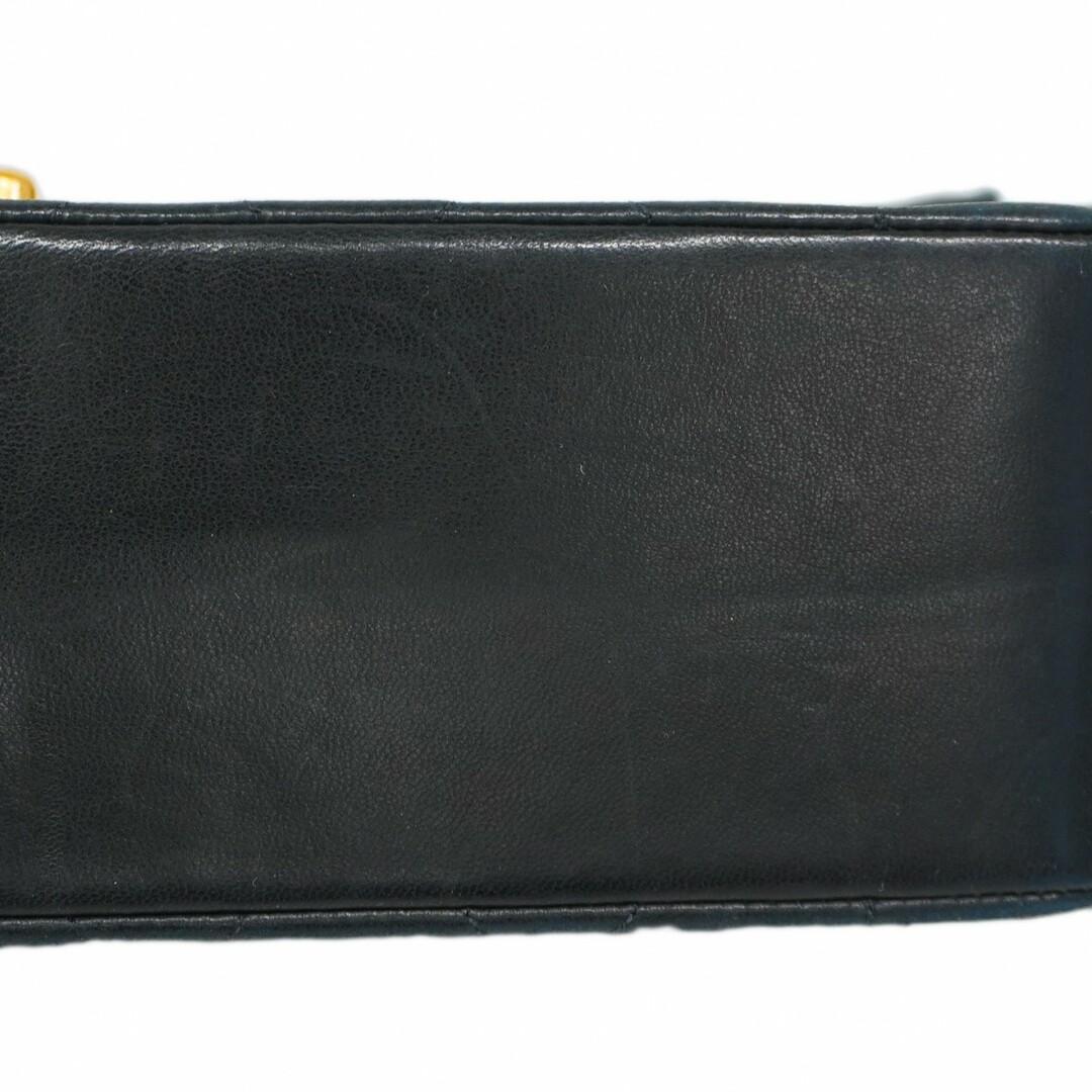 CHANEL(シャネル)の★最終価格★SALE【5gb1245-h】シャネル ショルダーバッグ ダイアナ チェーンショルダー ラムスキン ブラック ゴールド金具【中古】レディース レディースのバッグ(ショルダーバッグ)の商品写真