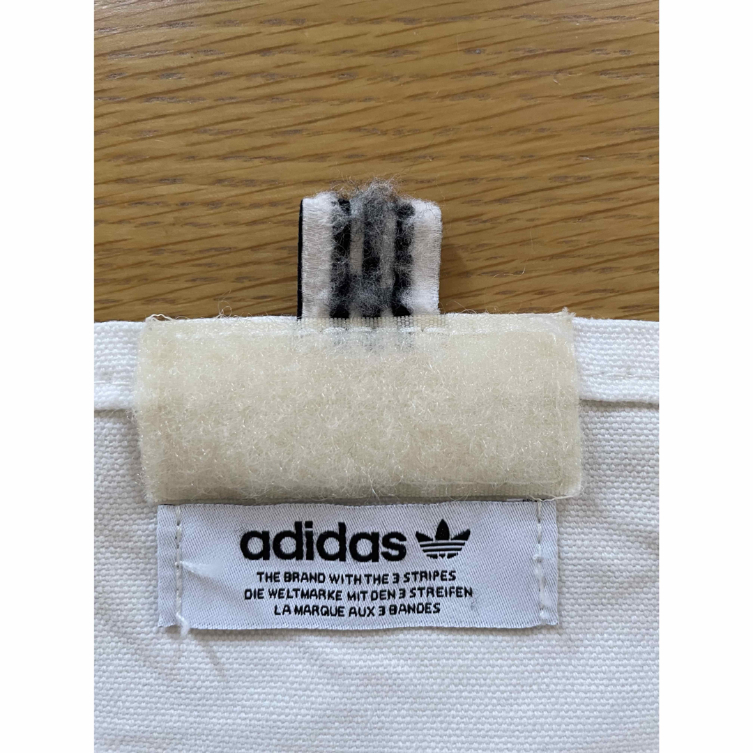 adidas(アディダス)のadidasキャンパストートバック メンズのバッグ(トートバッグ)の商品写真