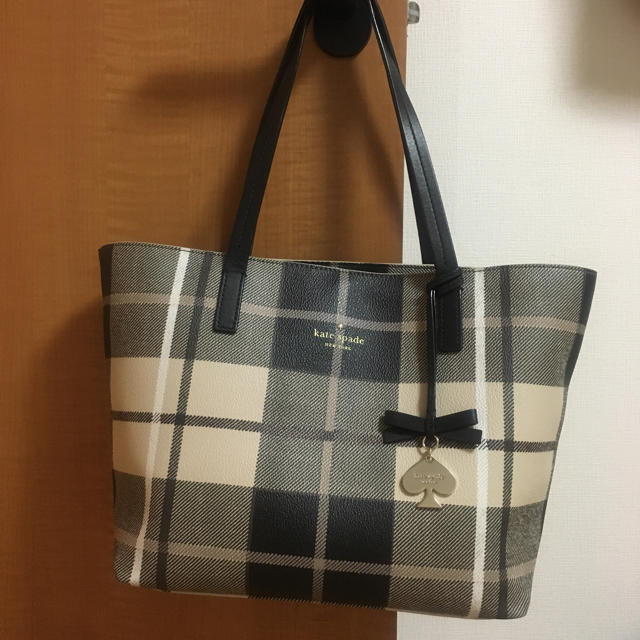 kate spade new york(ケイトスペードニューヨーク)のケイトスペード♡katespade♡チェック柄トートバッグ レディースのバッグ(トートバッグ)の商品写真