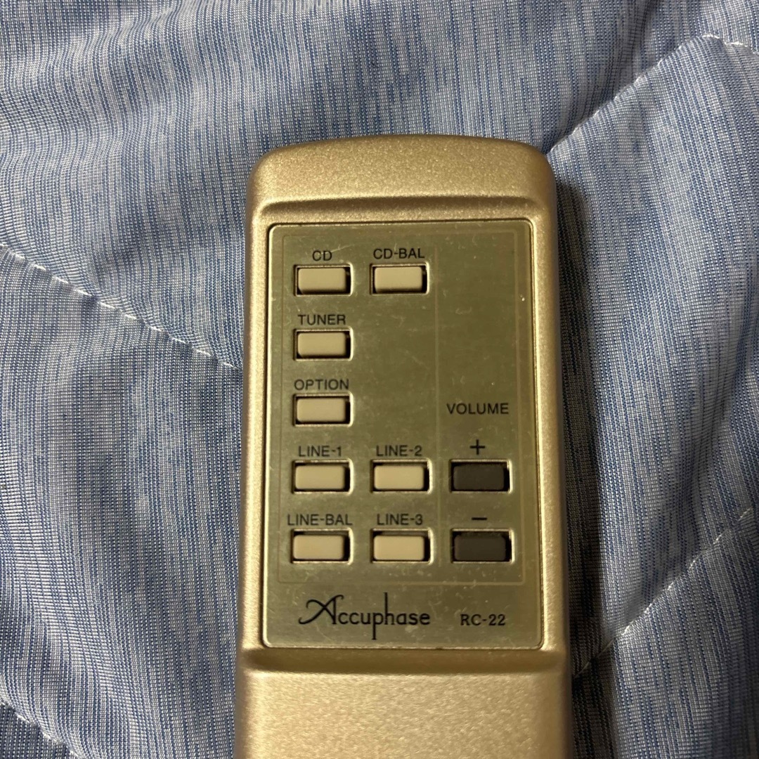 Accuphase アキュフェーズ RC-22 リモコン スマホ/家電/カメラのオーディオ機器(その他)の商品写真