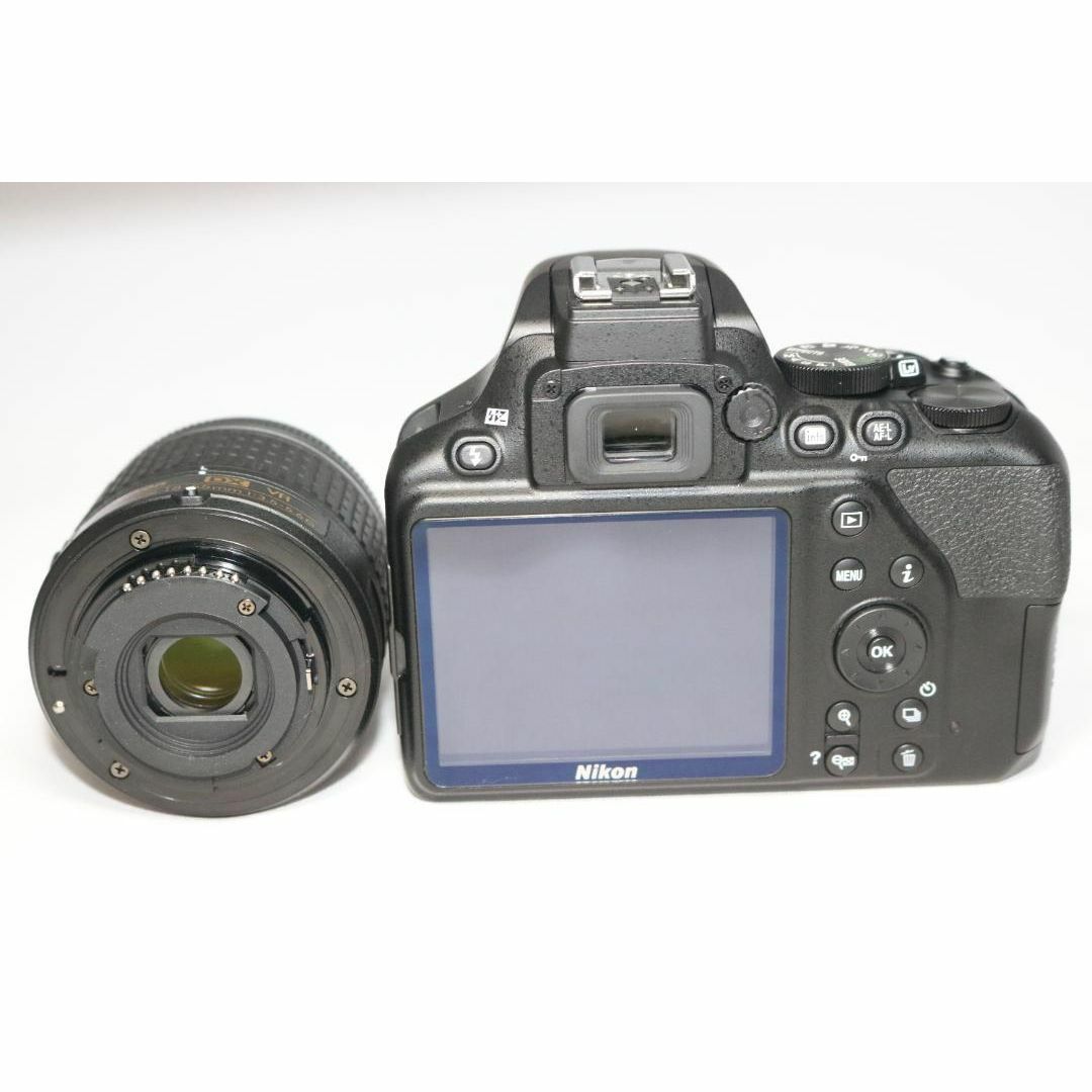 Nikon D3500 ⭐S回数258回 新品級⭐最新モデル 極上美品 一眼レフ Nikon D3500 ⭐S回数258回 新品級⭐最新モデル 極上美品 一眼