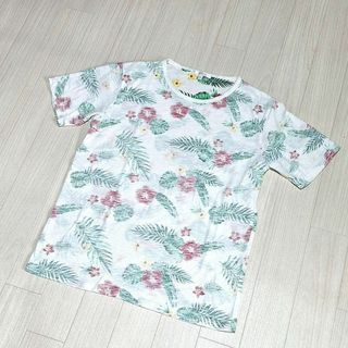 柄Tシャツ　夏　総柄　ハイビスカス