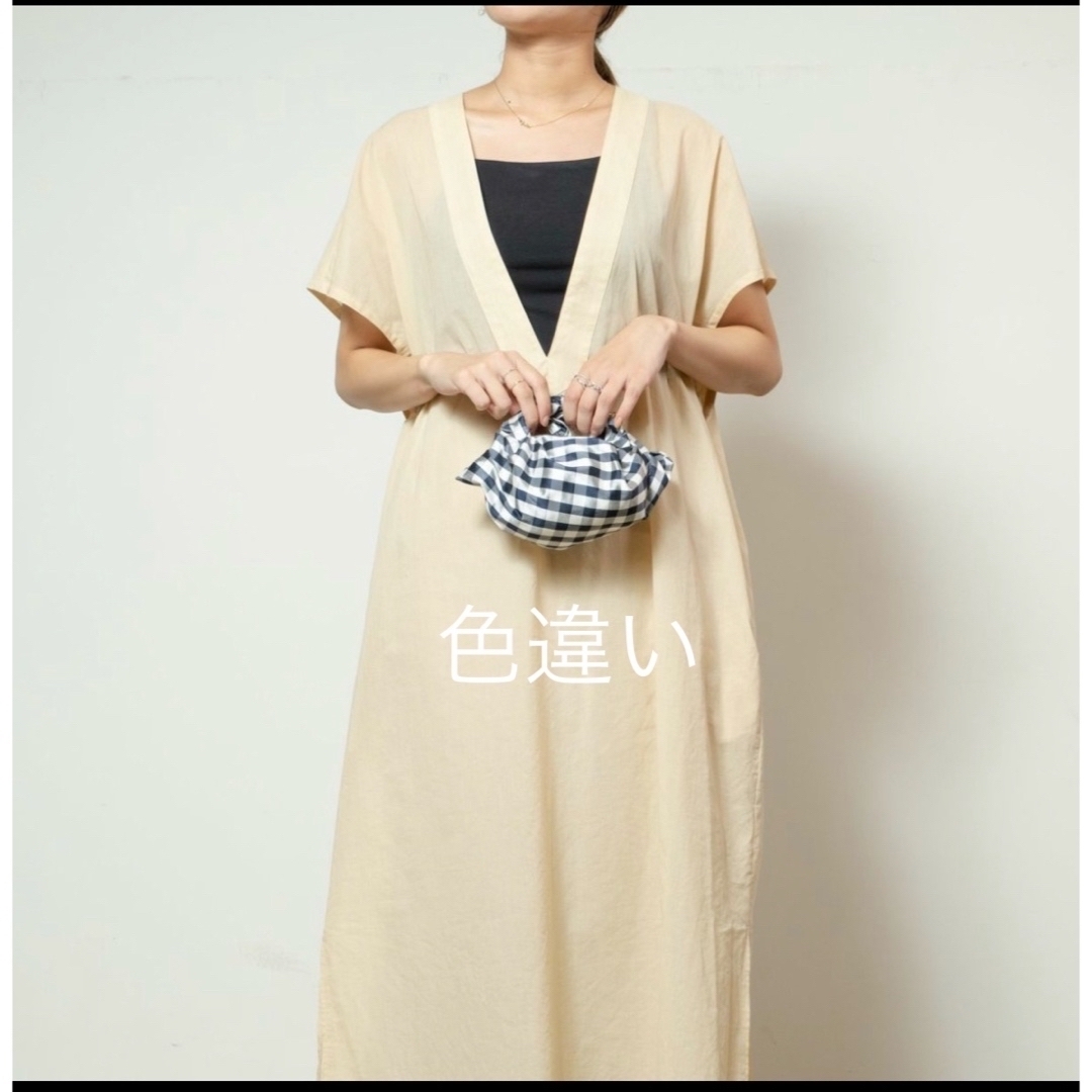 EDIT.FOR LULU(エディットフォールル)のPapyrus Candy Wrapper handbag （silk）新品 レディースのバッグ(ハンドバッグ)の商品写真