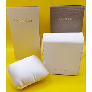 ブルガリ(BVLGARI)の美品☆ブルガリ時計ケース(白)＋クッション＆レシート入れ２冊のおまけ付き(コインケース/小銭入れ)