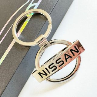 日産(NISSAN)おしゃれ　キーホルダー 金属 3D2(キーホルダー)