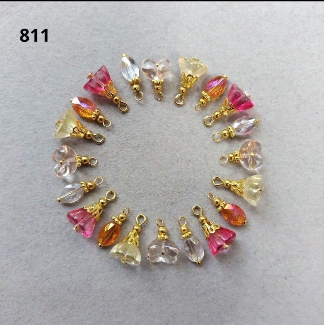 811.ハンドメイドコネクターチャーム ハンドメイドの素材/材料(各種パーツ)の商品写真