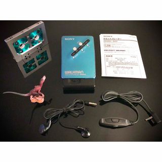 ソニー(SONY)のカセットウォークマン SONY WM-EX677 青い「整備済み、完動美品」(ポータブルプレーヤー)