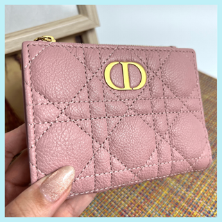 DIOR ピンク　折り財布 Christian Dior（財布 ・ ピンク/桃色系）のフリマアイテム一覧