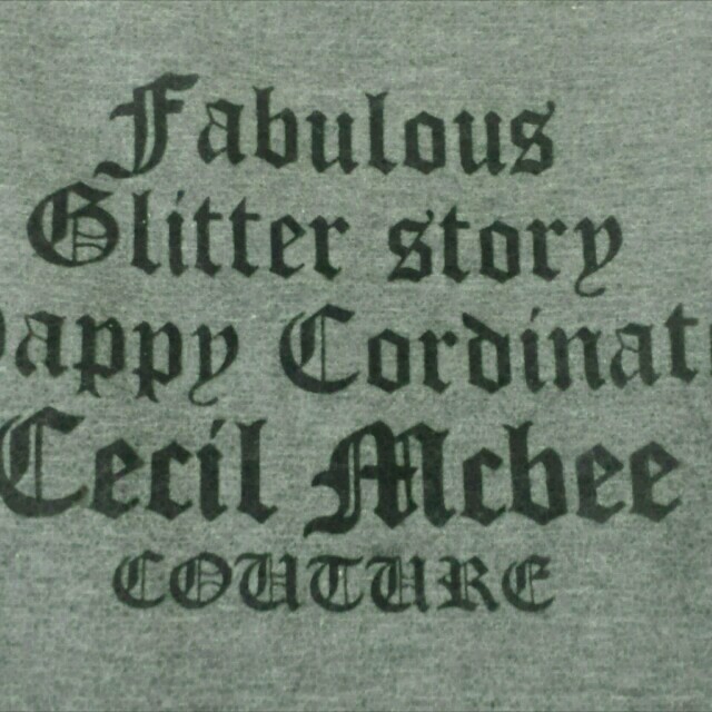 CECIL McBEE(セシルマクビー)の英字ロンT レディースのトップス(Tシャツ(長袖/七分))の商品写真