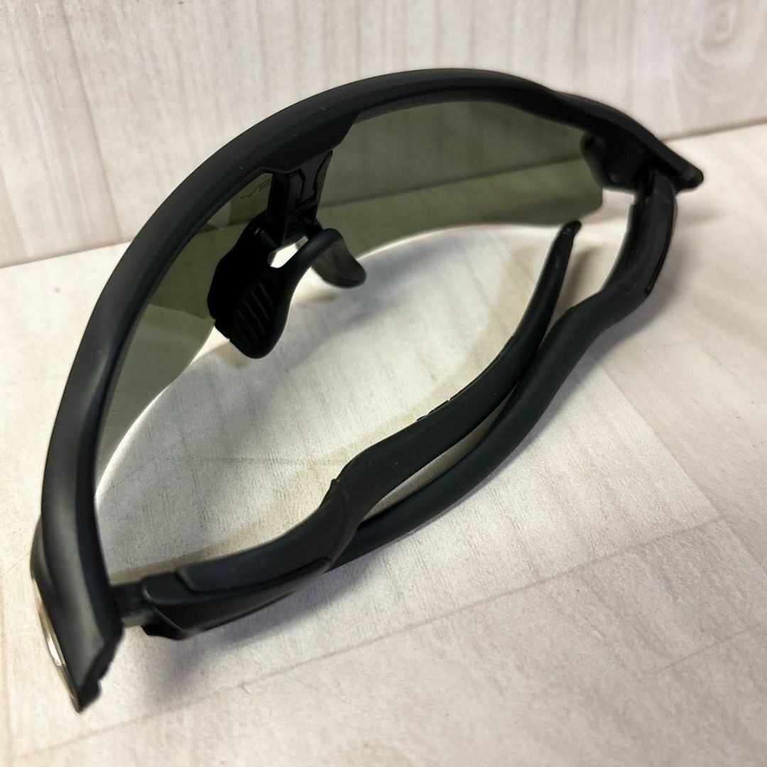 【美品】OAKLEY　オークリー　サングラス　OO9208 メンズのメンズ その他(その他)の商品写真