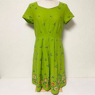 ホコモモラ(Jocomomola)のJocomomola ホコモモラ 花 刺繍 ワンピース グリーン 40 美品 L(ひざ丈ワンピース)