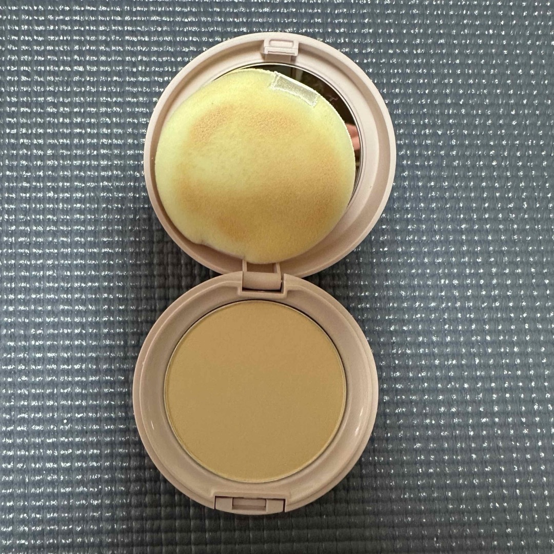 MARY QUANT - DAISY DOLL by MARY QUANT ファンデーション2点