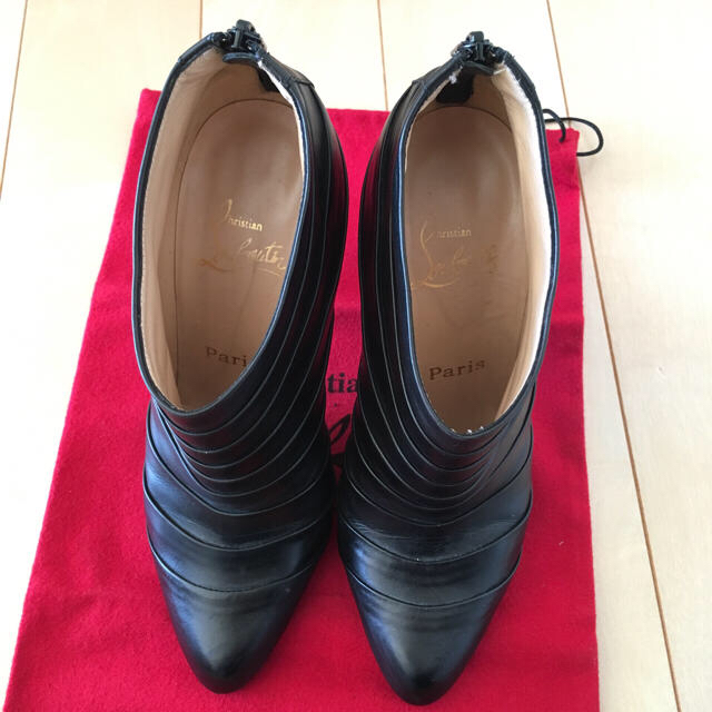 Christian Louboutin(クリスチャンルブタン)のなおみ様専用 ルブタン 二足分♥️ レディースの靴/シューズ(ブーティ)の商品写真