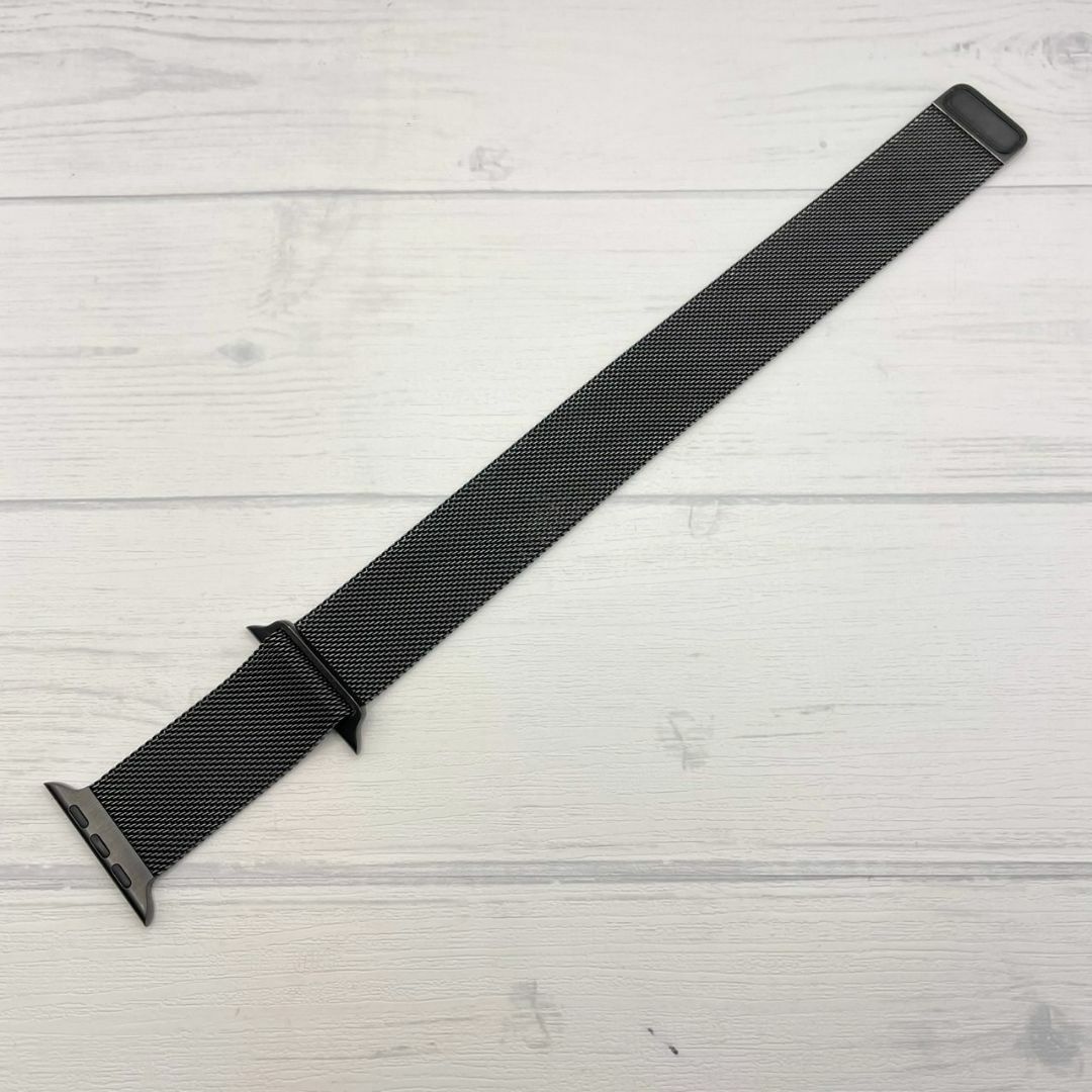 Apple Watch(アップルウォッチ)の【純正美品】廃盤カラー スペースブラック 42mm表記 ミラネーゼループ メンズの時計(金属ベルト)の商品写真