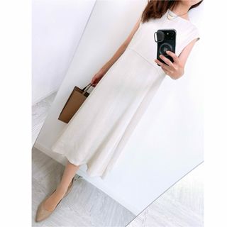 UNTITLED - 【美品✨】定価30,000円❤️アンタイトル ✨サイズ44✨洗えるワンピース