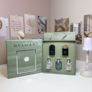 ブルガリ(BVLGARI)の【新品未使用】ブルガリ　ミニ香水セット(香水(女性用))