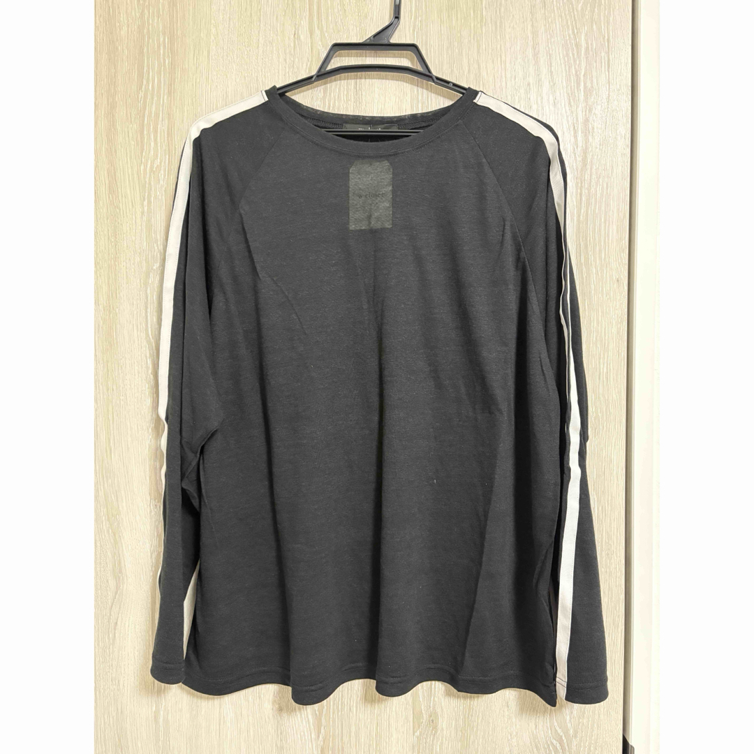 w closet(ダブルクローゼット)の【新品タグ付】w closet シアーラインカットプルオーバー  レディースのトップス(カットソー(長袖/七分))の商品写真