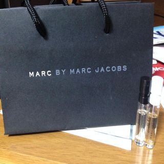 マークバイマークジェイコブス(MARC BY MARC JACOBS)のマークのショップ袋、香水付き(その他)