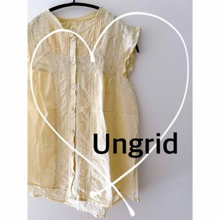 アングリッド(Ungrid)の【Ungrid 】フロントボタン レース 刺繍 ノースリーブブラウス イエロー (シャツ/ブラウス(半袖/袖なし))