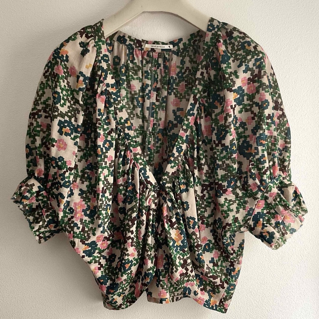 mina perhonen(ミナペルホネン)のミナペルホネン　flower bed ボレロ カーディガン レディースのトップス(ボレロ)の商品写真