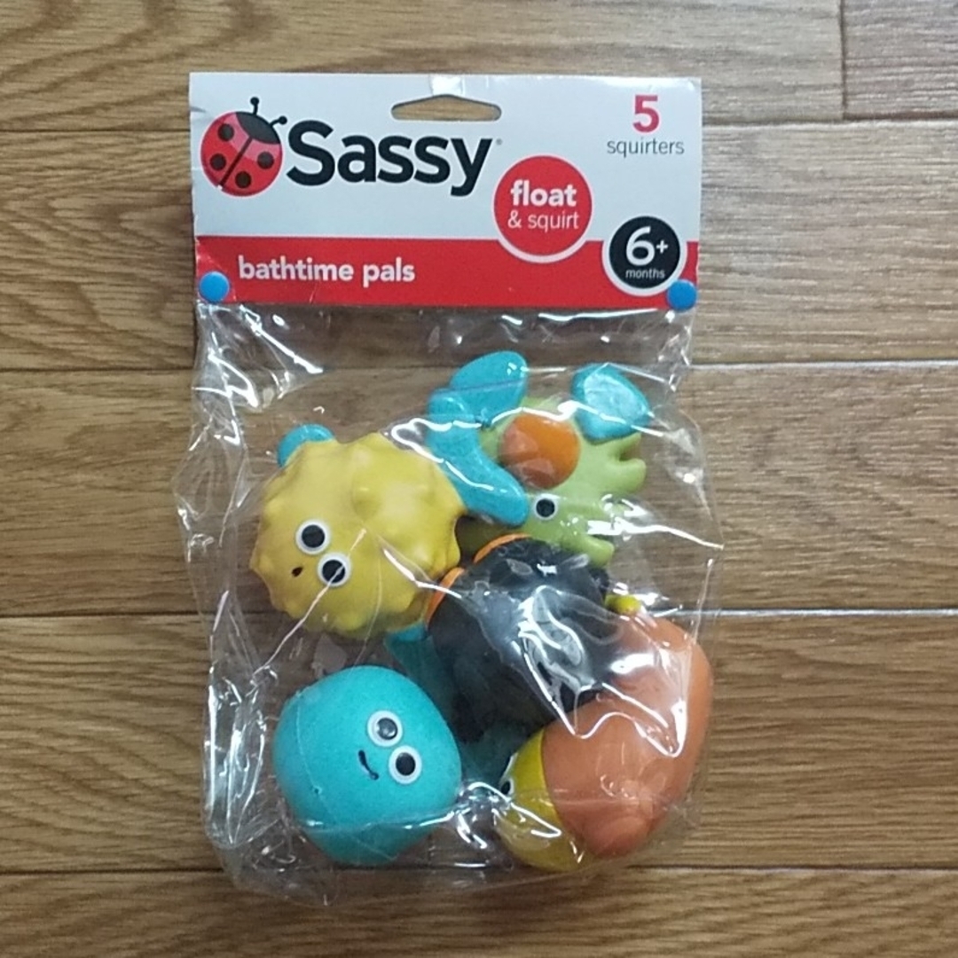 Sassy(サッシー)のSassy 水鉄砲 5個入り  キッズ/ベビー/マタニティのおもちゃ(お風呂のおもちゃ)の商品写真