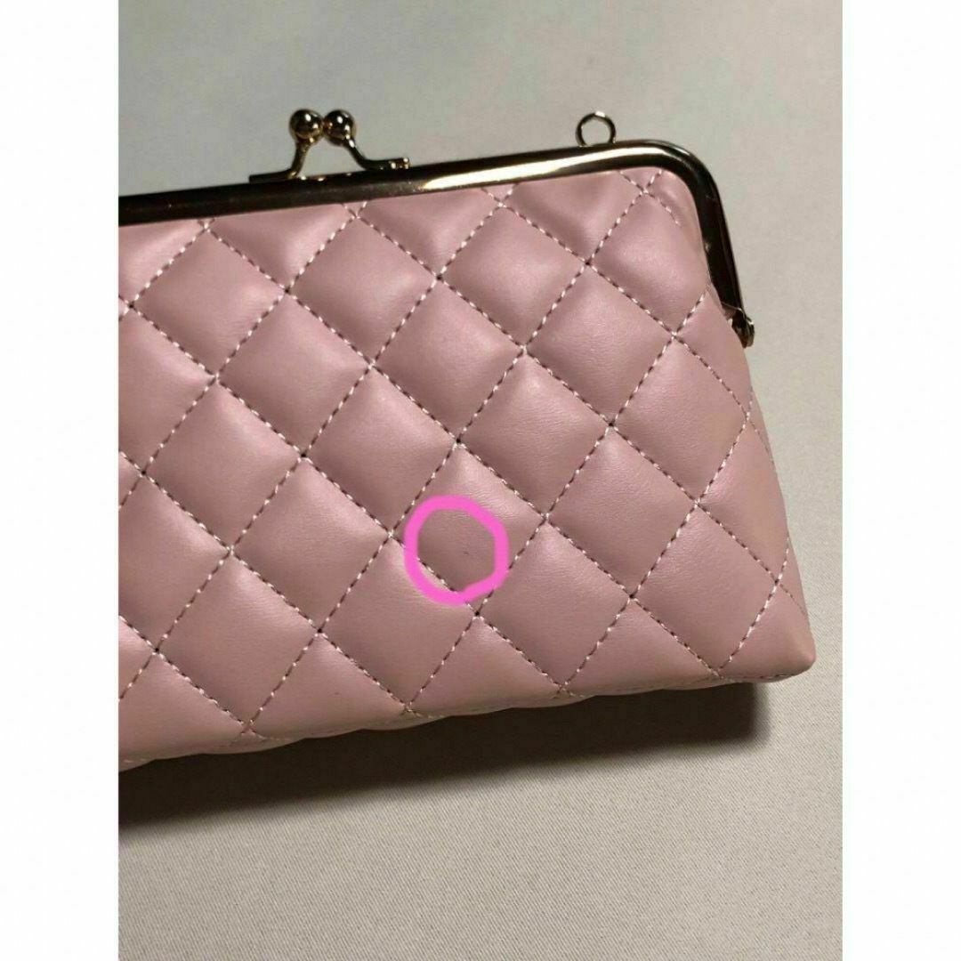 《少し訳あり》【ピンク】 キルティング　がま口　メイクポーチ　スマホポーチ　PU レディースのファッション小物(ポーチ)の商品写真