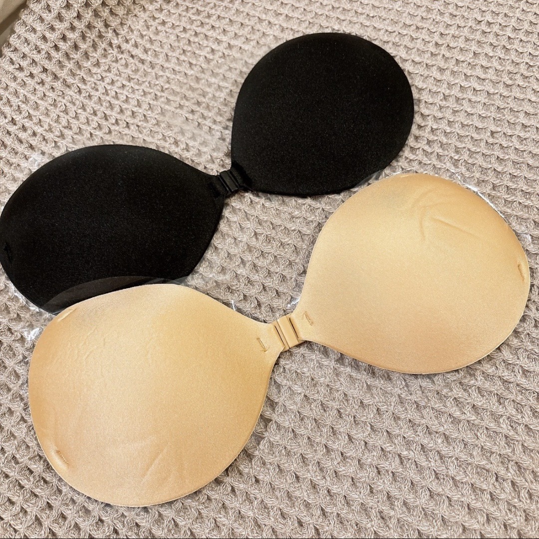 ２個　セット 盛りブラ　ヌーブラ　3D立体　激盛り ５倍盛り　シリコン　黒 レディースの下着/アンダーウェア(ヌーブラ)の商品写真